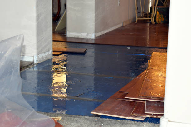 Professional Emergency Water Damage Restoration technician working in Millersport, OH
